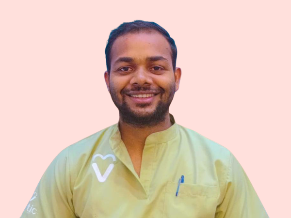 Photo of Dr Navneet Kumar