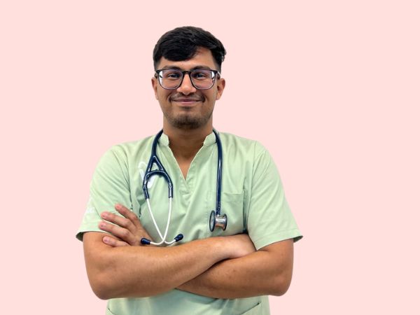 Photo of Dr Shivam Vashisth