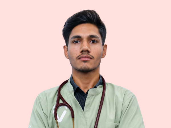 Photo of Dr Ravindra